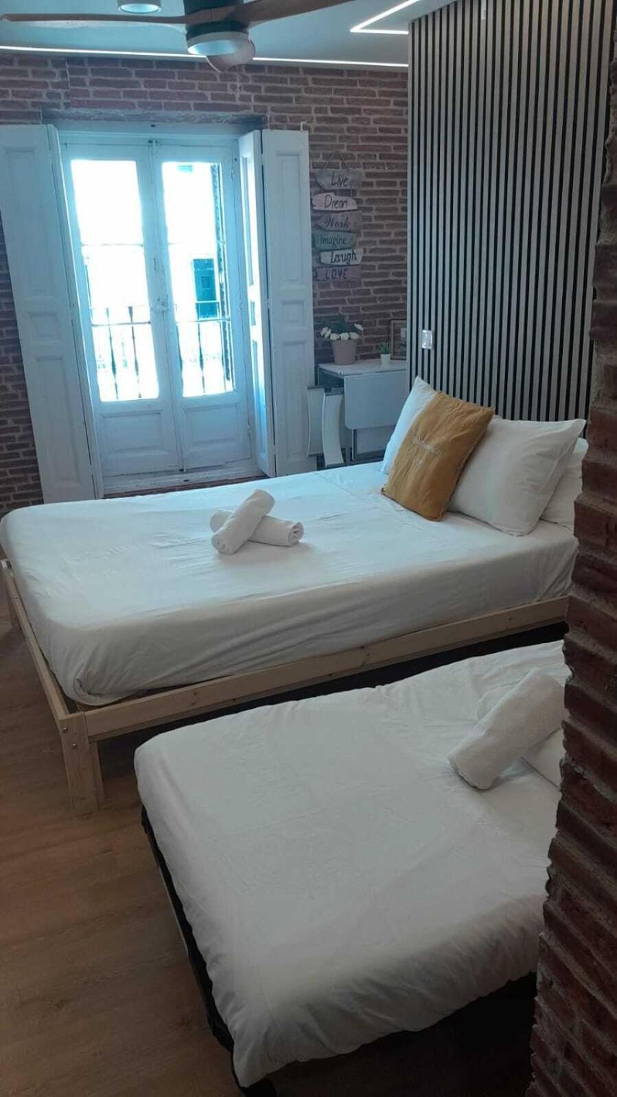 Apartamentos Preciados Madrid Habitación foto